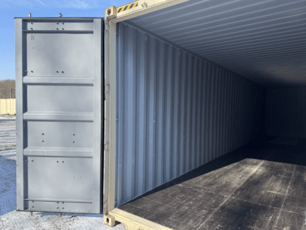 40 x 8 x 9.5 High Cube shipping/storage container - Image 8
