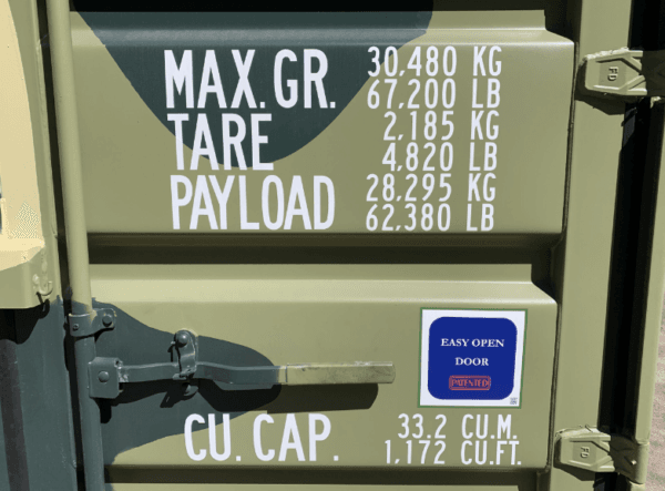 20 x 8 x 8.5 new camo shipping/storage container - Image 4