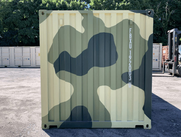20 x 8 x 8.5 new camo shipping/storage container - Image 5