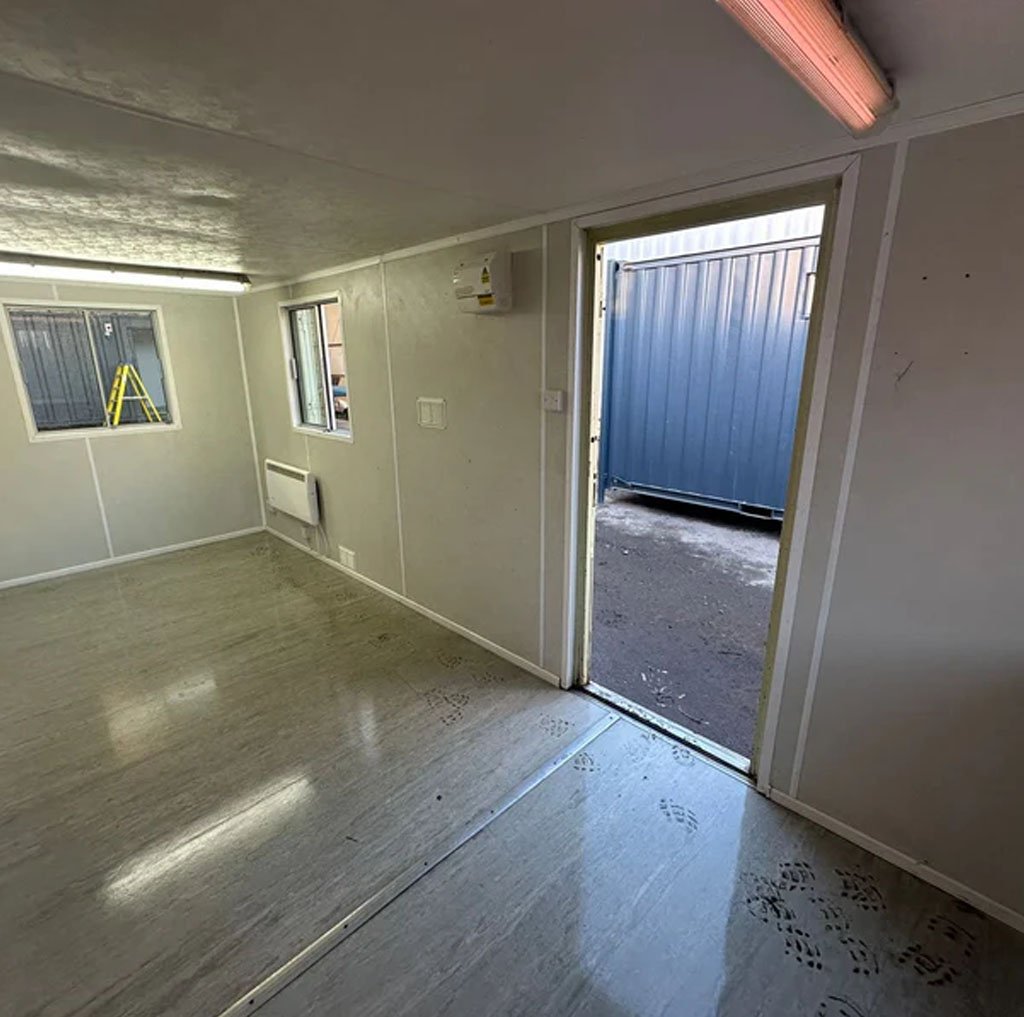 21x8ft Customized Containers - Image 5